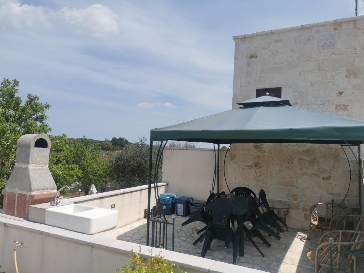 Trullo Le Tre Sorelle Cisternino Bagian luar foto