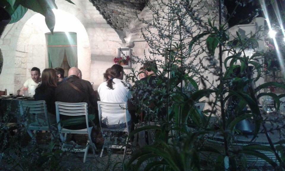 Trullo Le Tre Sorelle Cisternino Bagian luar foto