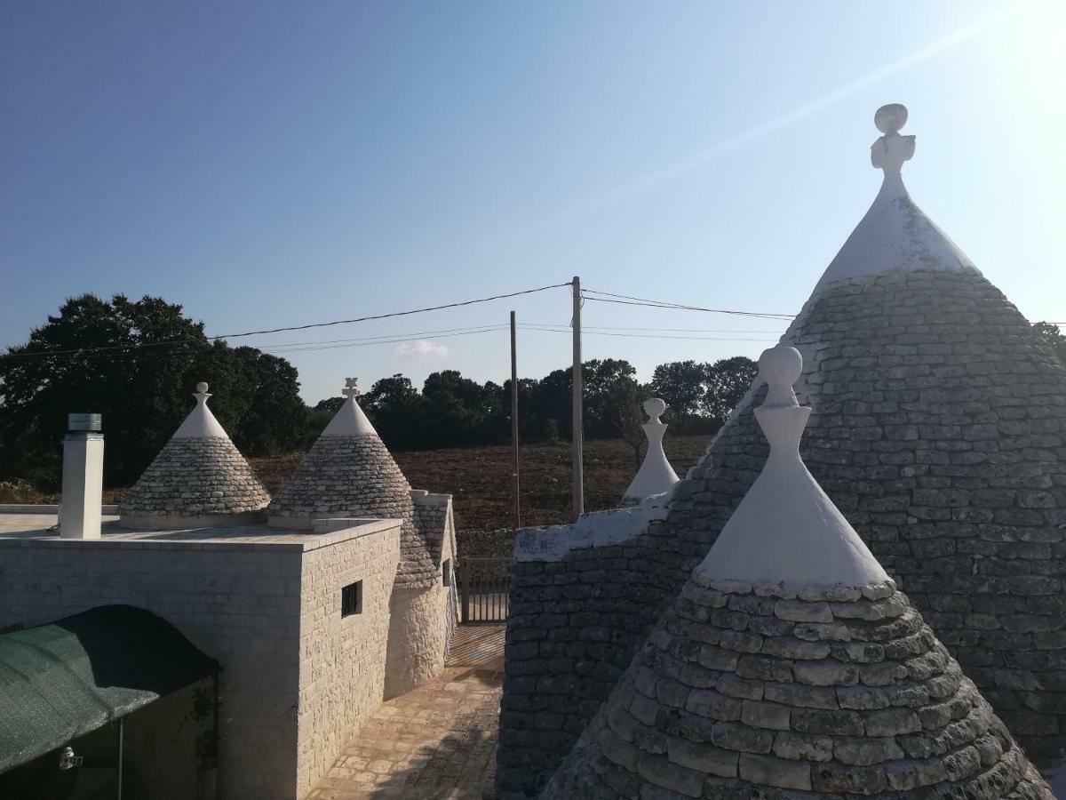Trullo Le Tre Sorelle Cisternino Bagian luar foto